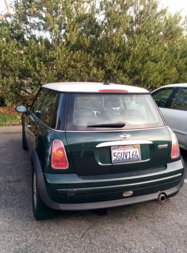 2004 mini cooper base hatchback 2-door 1.6l