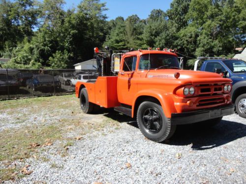 1958 dodge 700 series tow truck