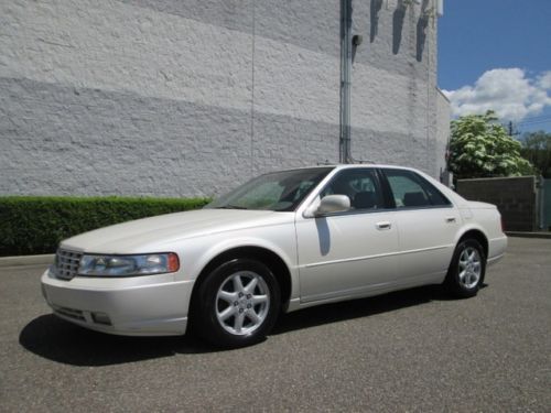 Leather interior pearl white low miles