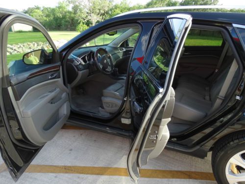 2011 Cadillac SRX Performance Sport Utility 4-Door 3.0L, image 5