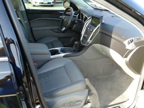 2011 Cadillac SRX Performance Sport Utility 4-Door 3.0L, image 9