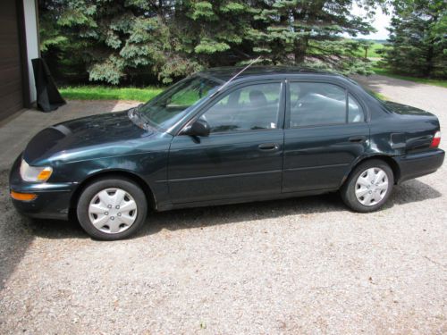 1996 toyota corolla base sedan 4-door 1.6l