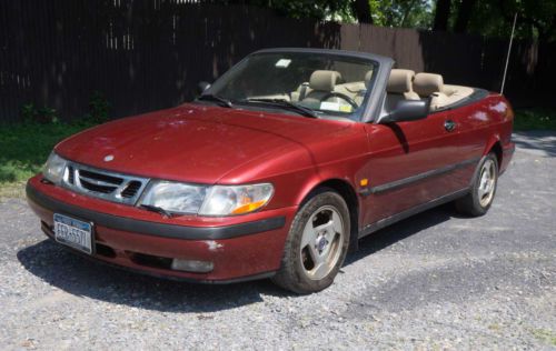 1999 saab convertible red auto, runs nice, minor problems, 160k