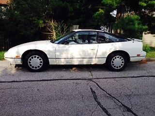 1990 nissan 240 sx se 5 - speed.