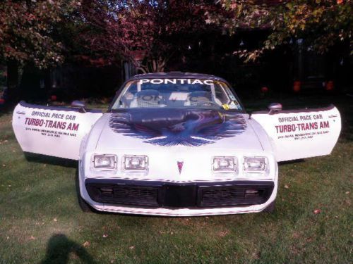 1980 pontiac firebird trans am coupe 2-door 4.9l