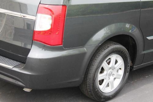 2012 chrysler town & country touring