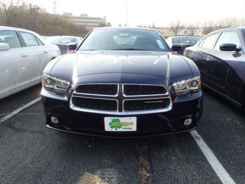 2014 dodge charger se