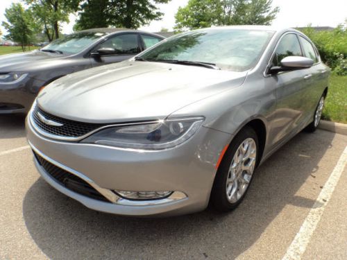 2015 chrysler 200 c