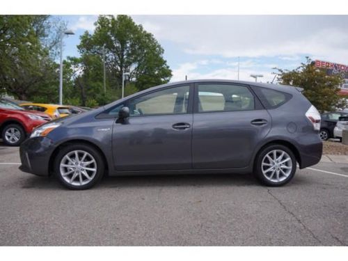 2014 toyota prius v five