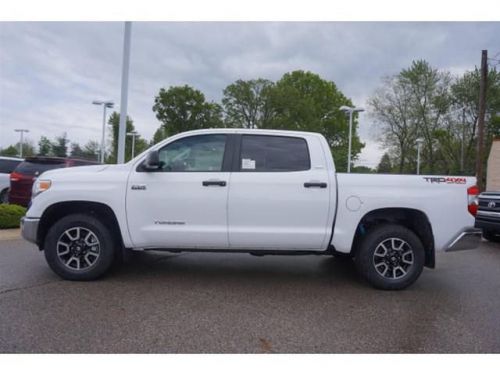 2014 toyota tundra sr5
