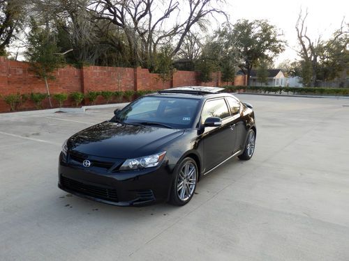 2011 scion tc. only 10k miles. automatic. spoiler. rims. sunroof. free shipping