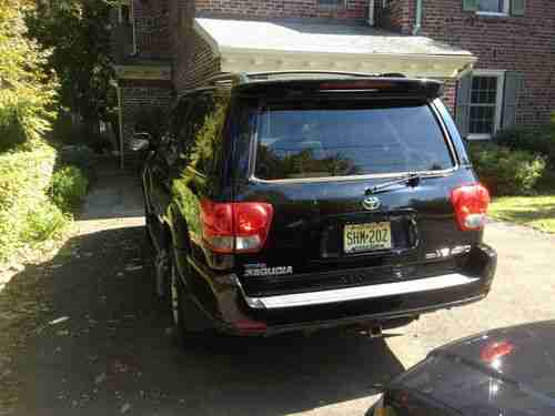 2005 Toyota Sequoia Limited Sport Utility 4-Door 4.7L, image 7