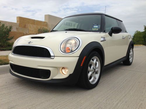 2011 mini cooper s hatchback 2-door