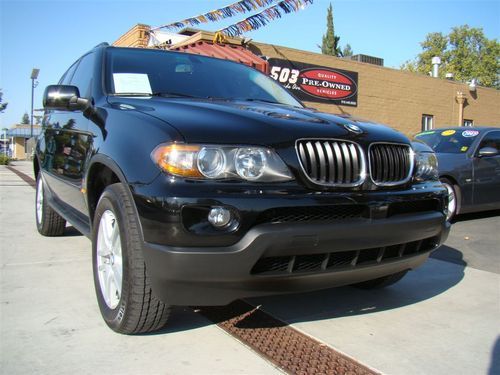 06 bmw x5 - awd - panorama roof - black on black - clean title