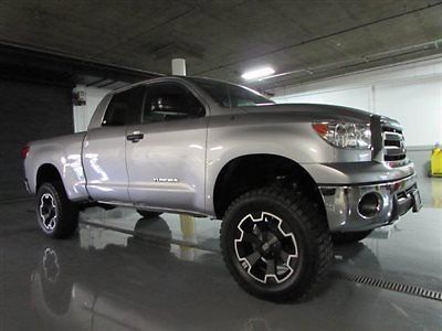 11 toyota tundra double cab lifted new rims and tires silver only 21k miles