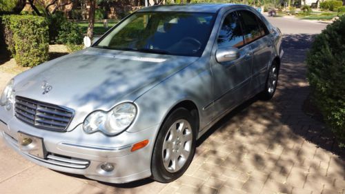 2006 mecedes benz c-class metallic silver 4-door sedan