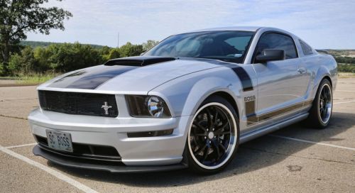 Custom 2006 ford mustang gt &#034;boss&#034; 302 stroker motor/custom interior and trunk