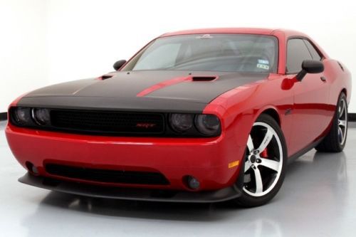 2012 dodge challenger srt8 392