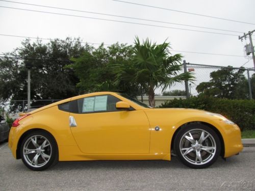 09 CHICANE YELLOW 3.7L V6 MANUAL:6- SPEED 370-Z *SPORT BRAKES *LOW MILES *FL, image 2