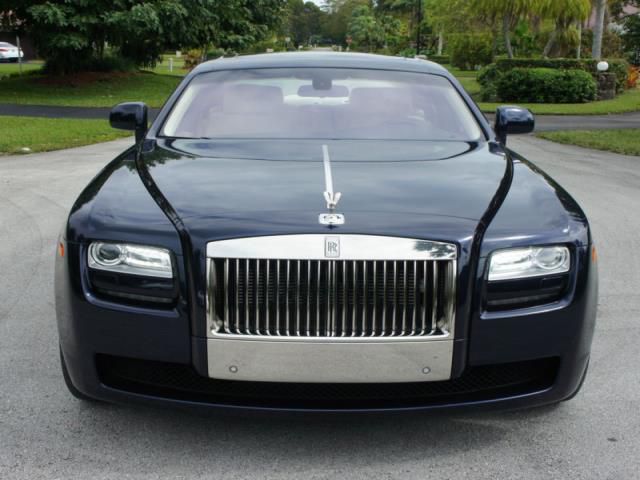 Rolls-royce: ghost base sedan 4-door