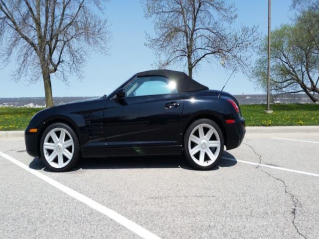 Chrysler: crossfire base convertible 2-door