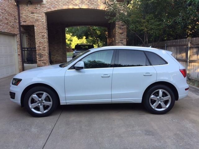 Audi: q5 premium plus sport utility 4-door