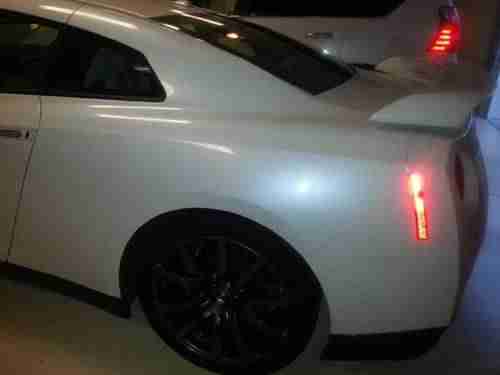 2012 Nissan GT-R Premium Coupe 2-Door 3.8L, US $82,000.00, image 2