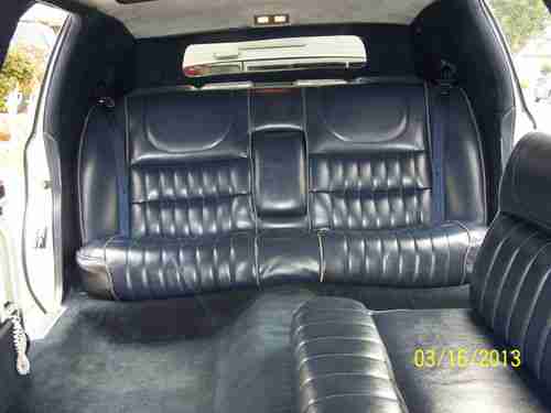 1994 Lincoln Town Car Executive Limousine 4-Door 4.6L, image 8
