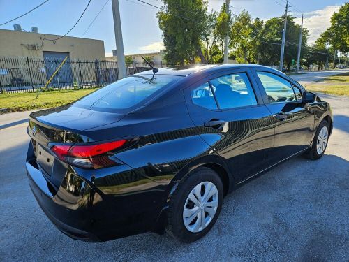 2021 nissan versa