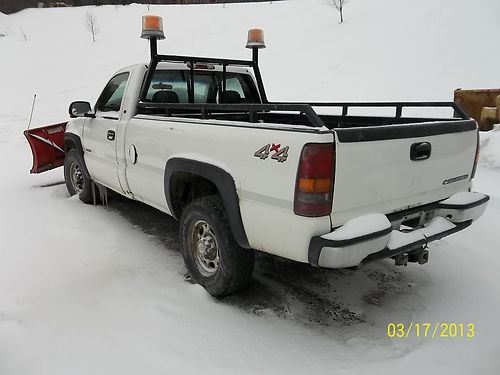 1999 chevy silverado 2500 with boss 9' - 2"  v plow