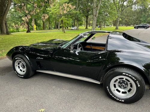 1976 chevrolet corvette