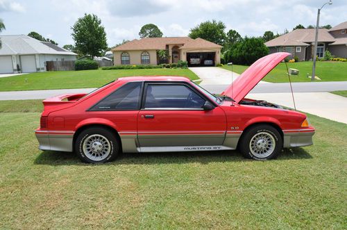 1989 ford mustang gt hatchback 2-door 5.0l