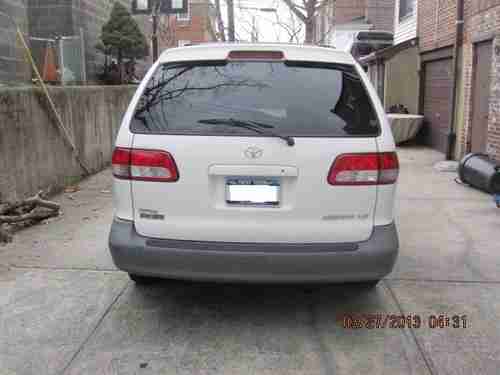 2001 Toyota Sienna LE Mini Passenger Van 5-Door 3.0L, image 7
