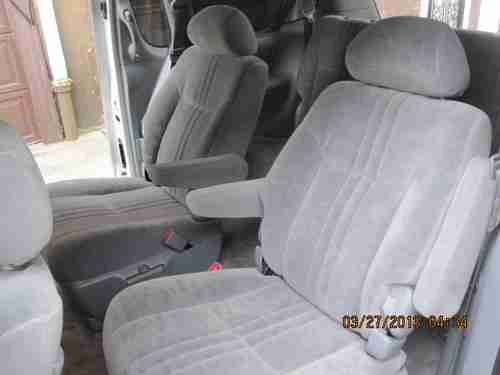 2001 Toyota Sienna LE Mini Passenger Van 5-Door 3.0L, image 13