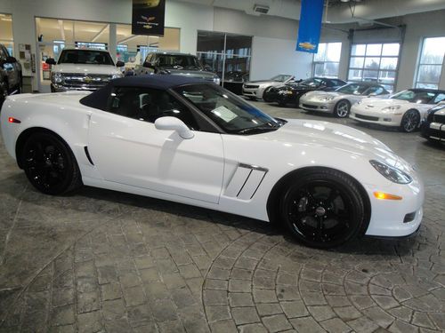 Unique new 2013 60th anniversary grand sport convertible corvette automatic!