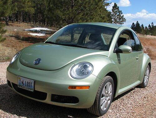 2009 volkswagen beetle base hatchback 2-door 2.5l