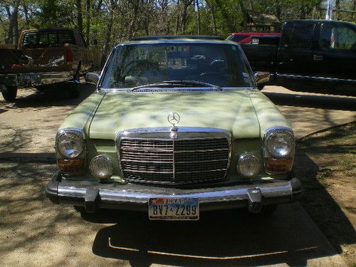 1976 mbz 300d 4 dr