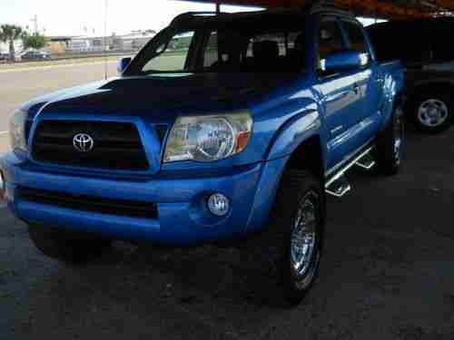 2006 Toyota Tacoma Pre Runner Crew Cab Pickup 4-Door 4.0L, image 2