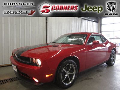 2011 redline dodge challenger rallye - v6 - 6,000 miles