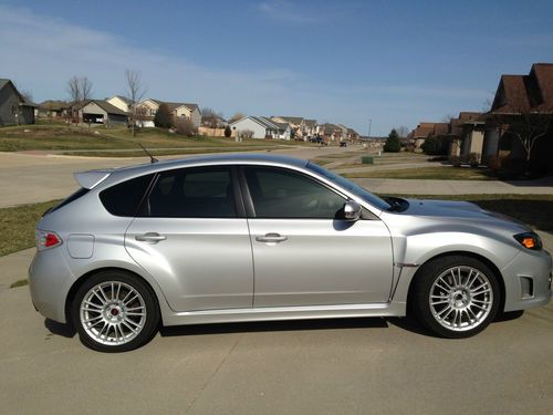 2010 subaru impreza wrx sti wagon 4-door 2.5l