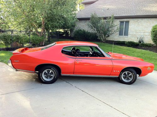 1969 pontiac gto judge