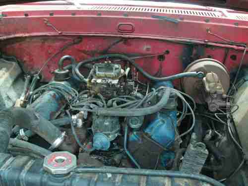 1969 Ford F-250, strong motor 360CID V-8, old farm truck ready for new home, image 6