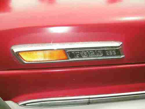 1969 Ford F-250, strong motor 360CID V-8, old farm truck ready for new home, image 15