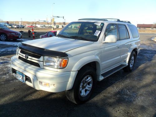 Limited, 4x4, v6, heated leather, p-roof, no accidents, warranty, extra clean!!!
