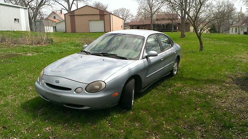 1997 ford taurus runs &amp; drives good no reserve