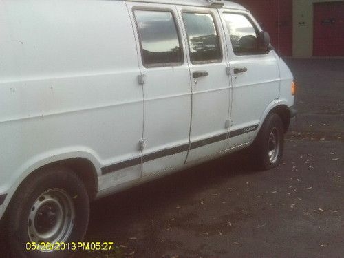 2002 dodge ram 1500 van base extended cargo van 3-door 3.9l