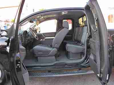 WE FINANCE!!!!2006 NISSAN TITAN SE 4WD,ONE OWNER, FREE DELIVERY UP 300M!!!!!!!!!, US $15,900.00, image 19