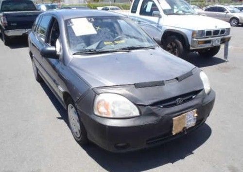 003 kia rio cinco