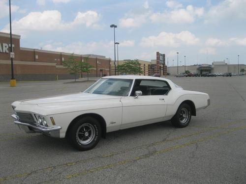 1971 buick riviera boat tail