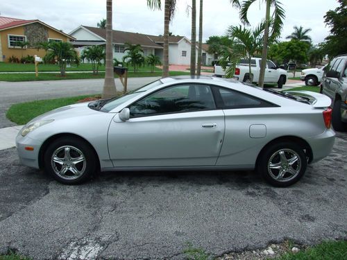 2001 Toyota Celica GT Hatchback 2-Door 1.8L Cheap,Reliable .No reserve auction, image 2
